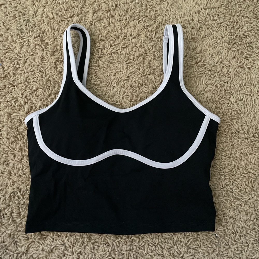 Amazon Black and White Sports Bra